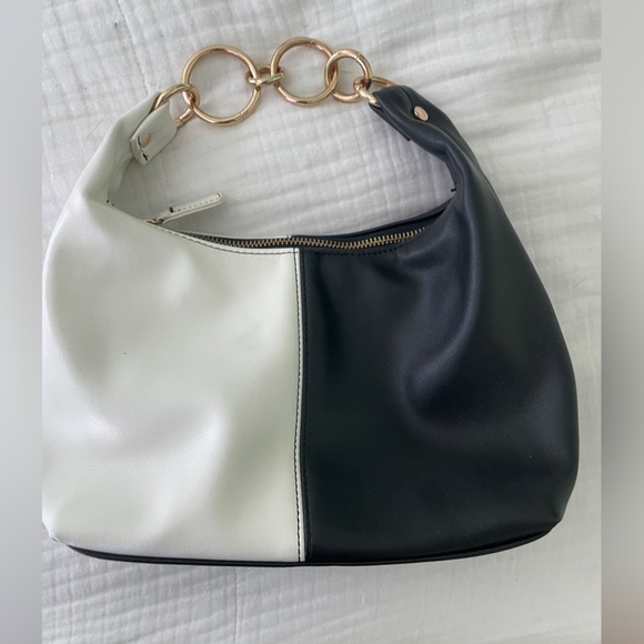 COPY - Urban Outfitters Christiane Soft Faux Leather Mini Shoulder Bag - Picture 4 of 7